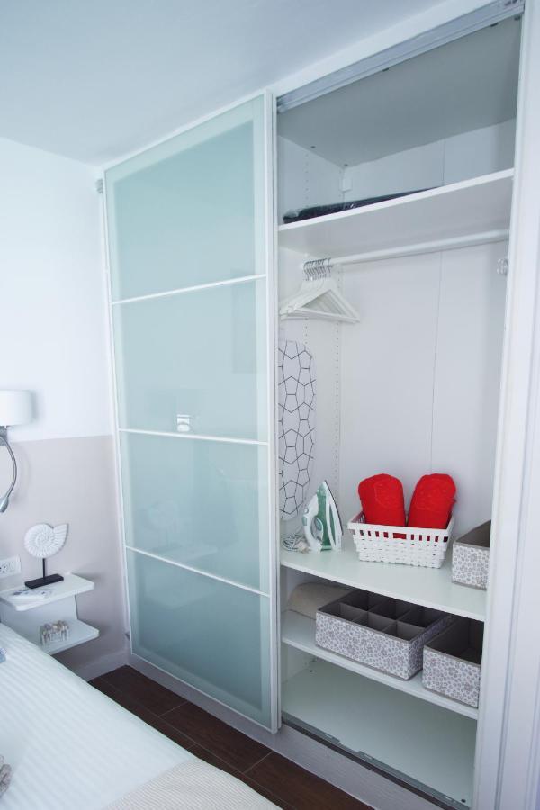 Apartment Portonovo La Paloma Amazing Sea View & Swimming Pool-Good Wifi -Free Ac- Private Parking Puerto del Carmen  Luaran gambar