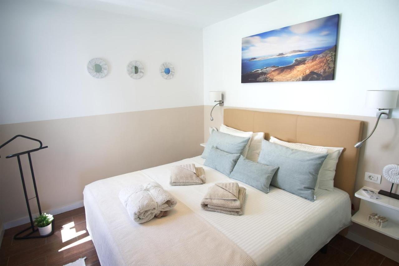 Apartment Portonovo La Paloma Amazing Sea View & Swimming Pool-Good Wifi -Free Ac- Private Parking Puerto del Carmen  Luaran gambar